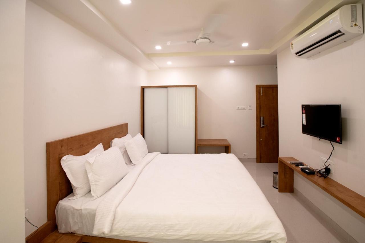 Hotel The Orange Flag Aurangabad  Eksteriør billede
