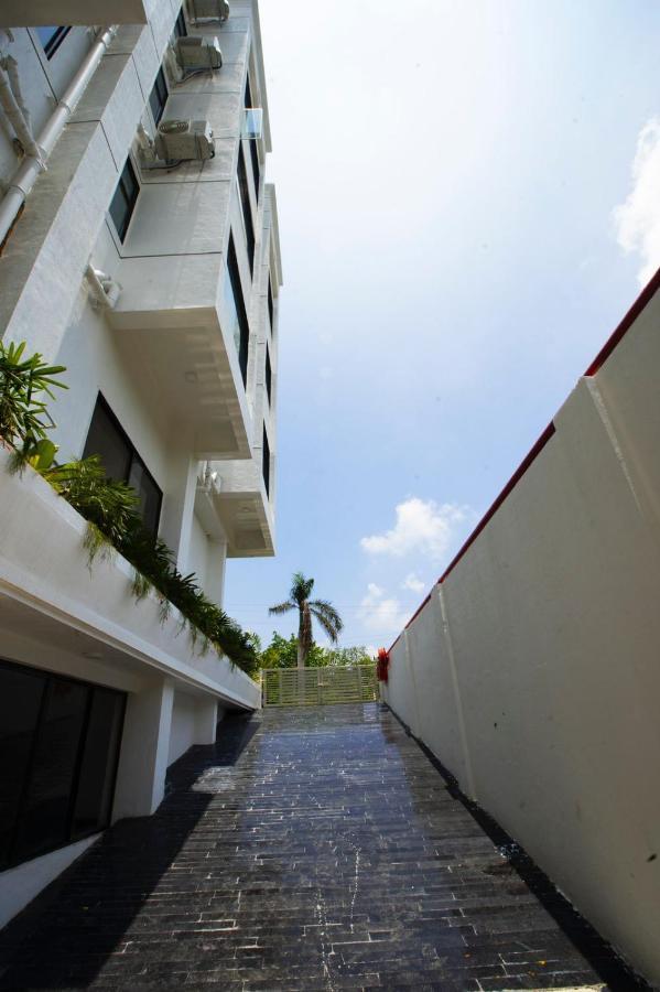 Hotel The Orange Flag Aurangabad  Eksteriør billede