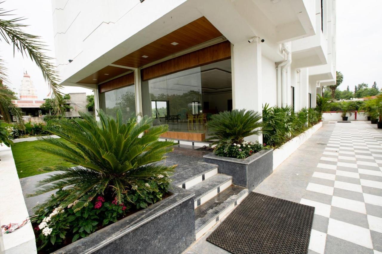 Hotel The Orange Flag Aurangabad  Eksteriør billede