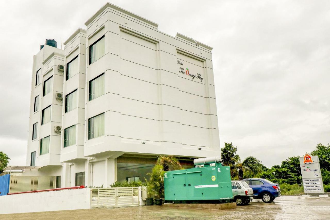 Hotel The Orange Flag Aurangabad  Eksteriør billede